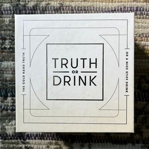 NWOT Truth or Drink Game Set